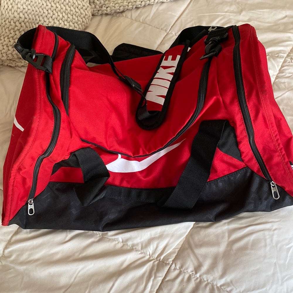 Nike duffel bag